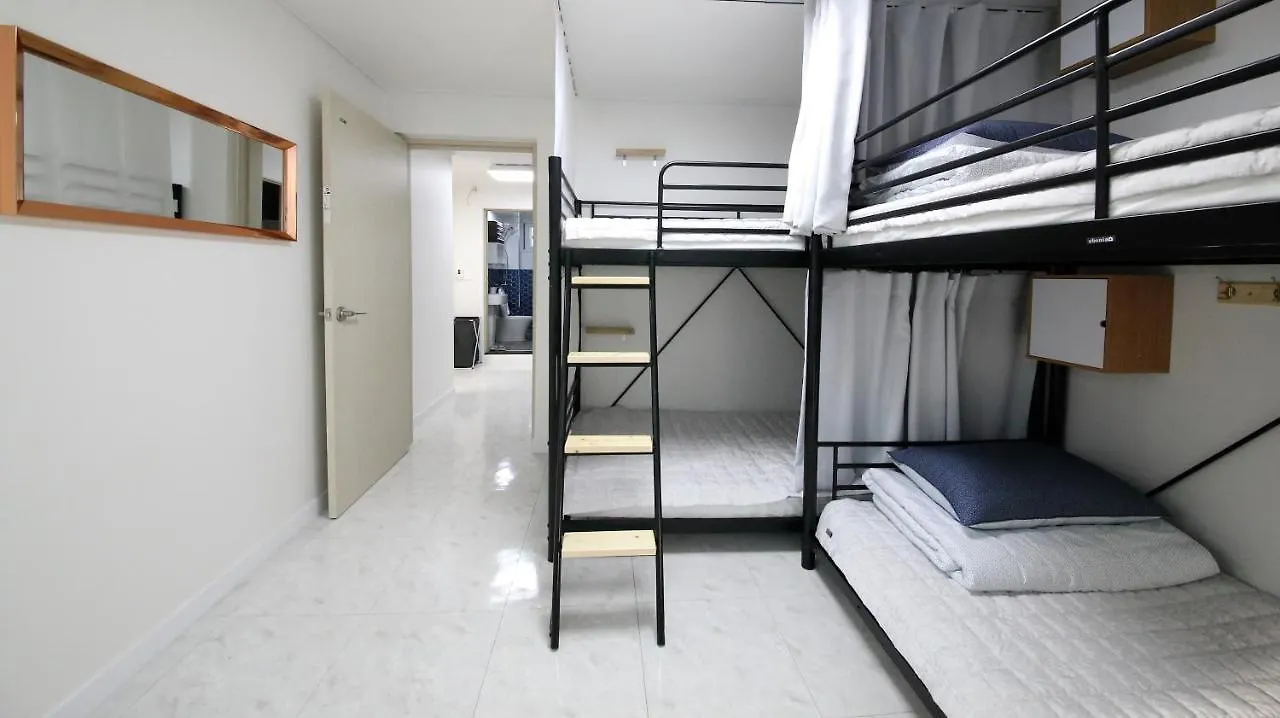 Zibro H Bed & Breakfast Seoul