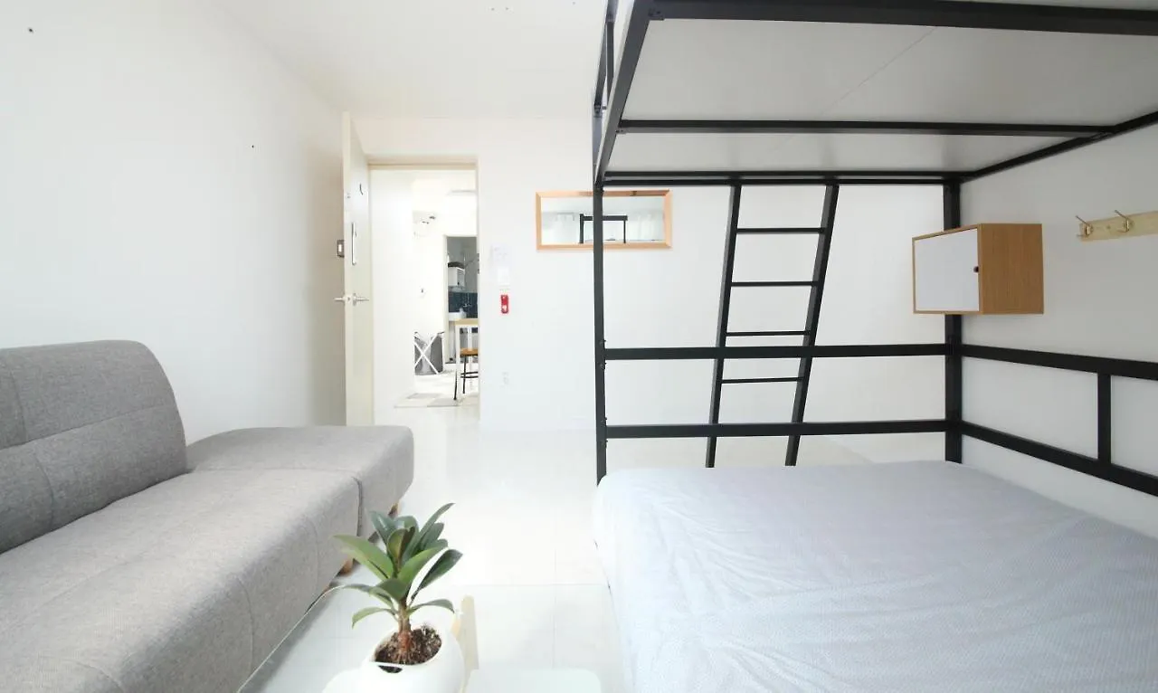 Zibro H Bed & Breakfast Seoul 3*,  South Korea